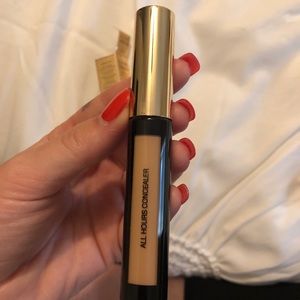 All hours concealer YSL beauty